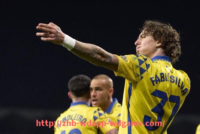 问鼎娱乐官网-意甲球队运动员现状及明星球员综合介绍