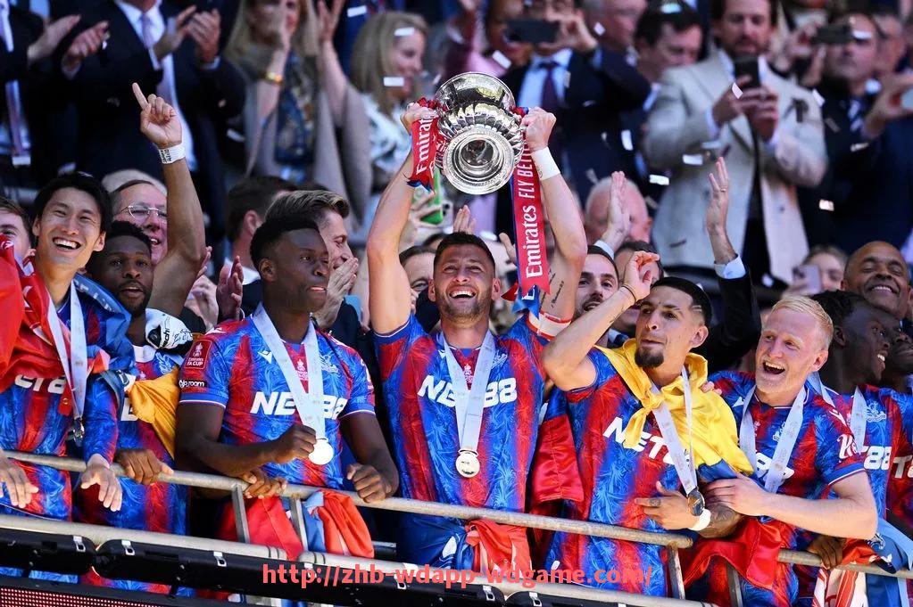 问鼎娱乐官网-英超球队新闻：英超联赛球队的最新新闻与动态