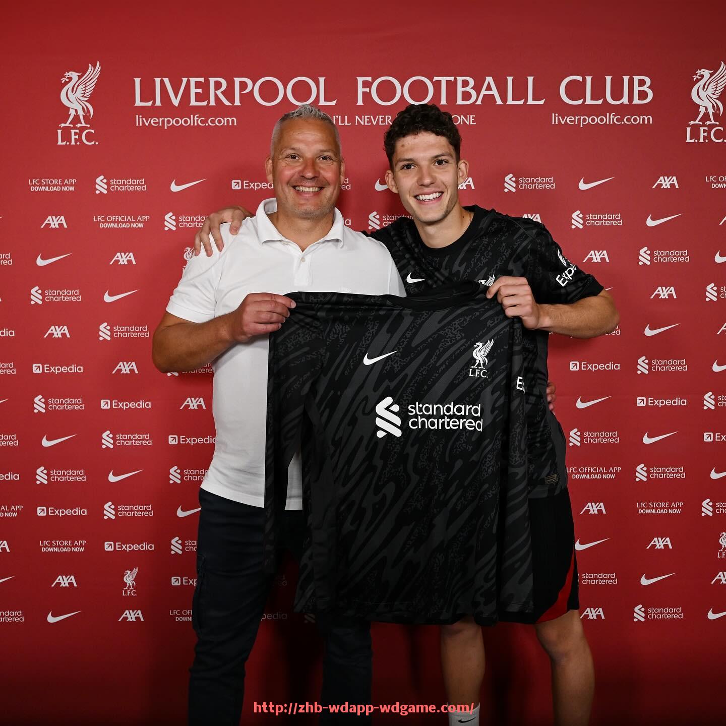 问鼎娱乐官网-法甲球队财务健康度及运营状况分析