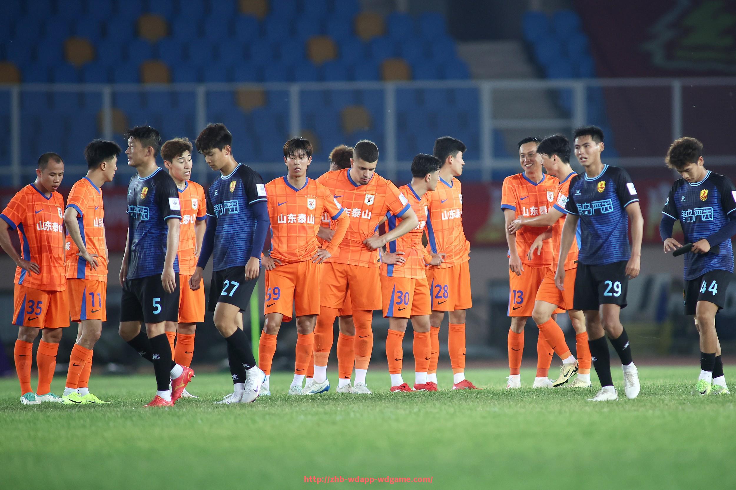 问鼎娱乐官网-佛罗伦萨足球俱乐部在意甲的表现及历史