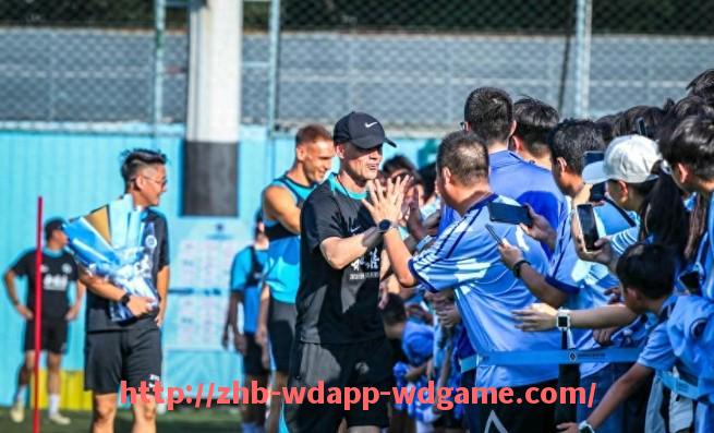 问鼎娱乐官网-德甲球队最新换人名单及替补情况